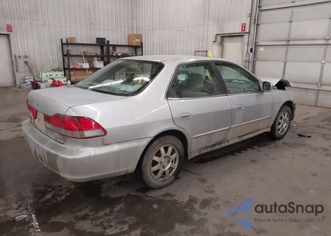 2002 Honda Accord 2.3 Se from USA, damaged, VIN 1HGCG56722A121038